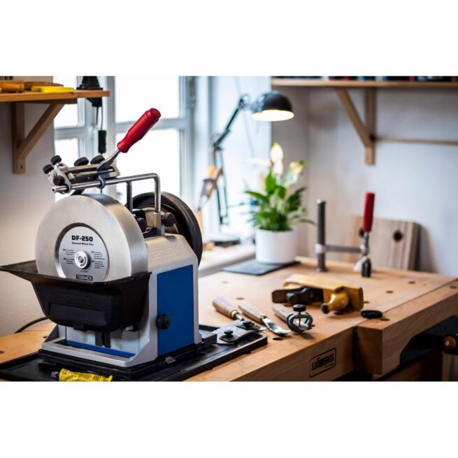 Tormek T-8 Original Sharpening System With HTK-906 Hand Tool Kit-SPECIAL OFFER ! - Image 12